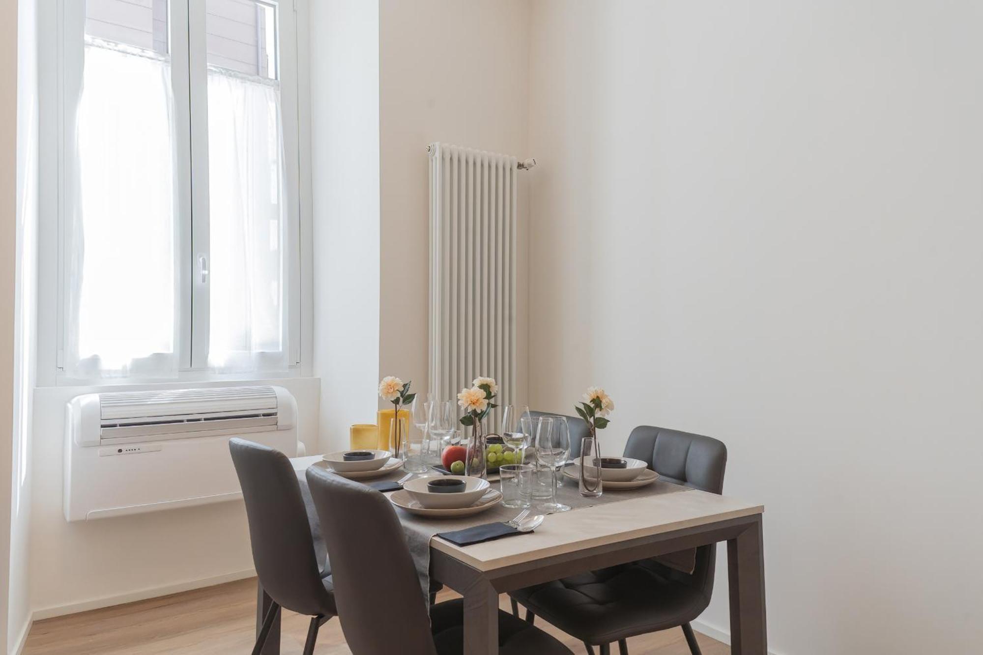 Manaraquattro - Apartament In Como Near The Center With Free Parking - Lake Como Bagian luar foto