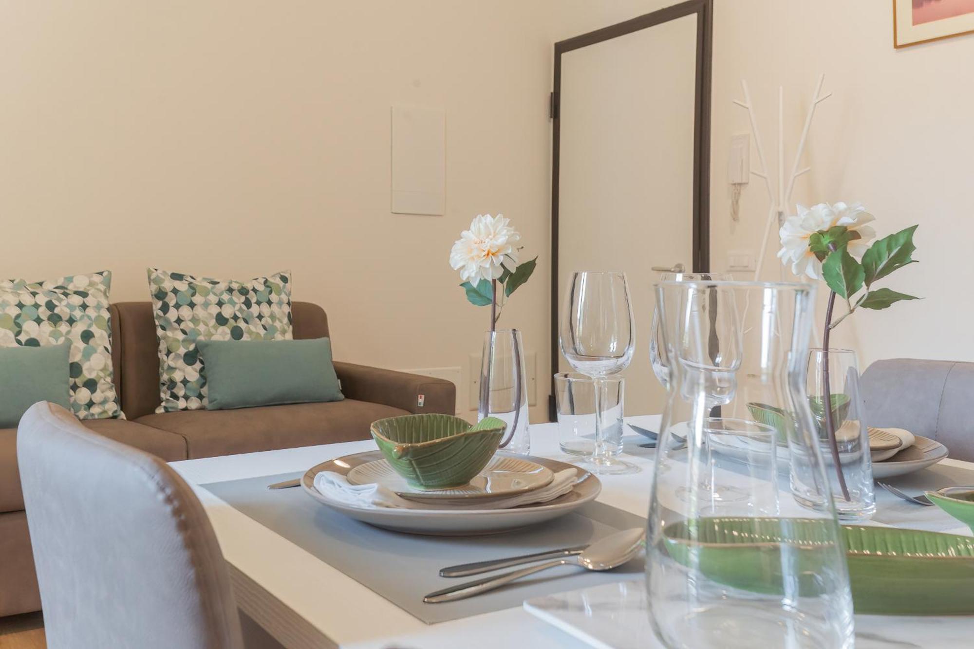 Manaraquattro - Apartament In Como Near The Center With Free Parking - Lake Como Bagian luar foto