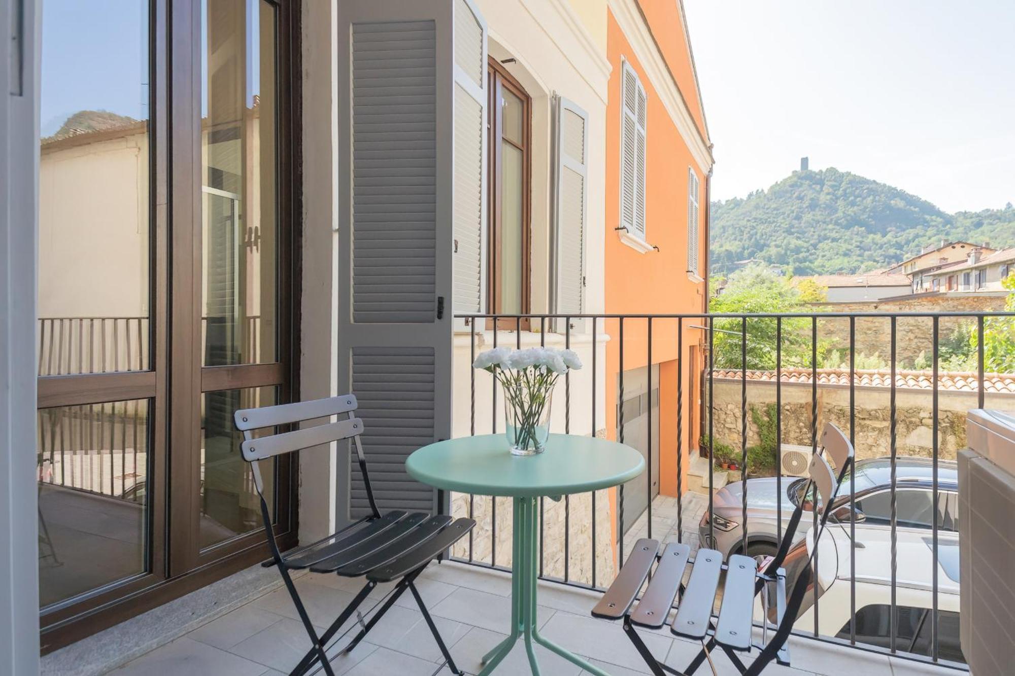 Manaraquattro - Apartament In Como Near The Center With Free Parking - Lake Como Bagian luar foto
